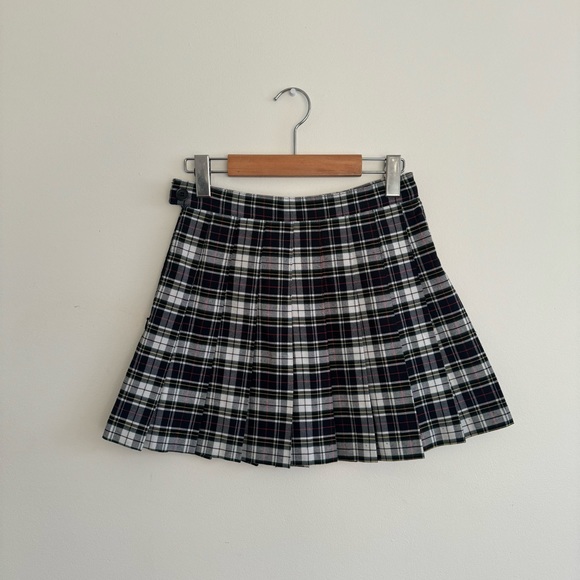 American Apparel Plaid Schoolgirl Skater Mini Skirt - Picture 2 of 4